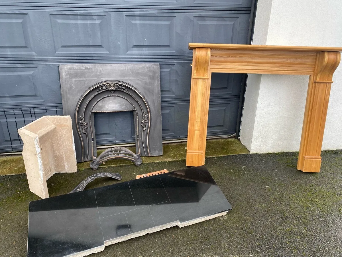 Fireplace for sale never used - Image 1