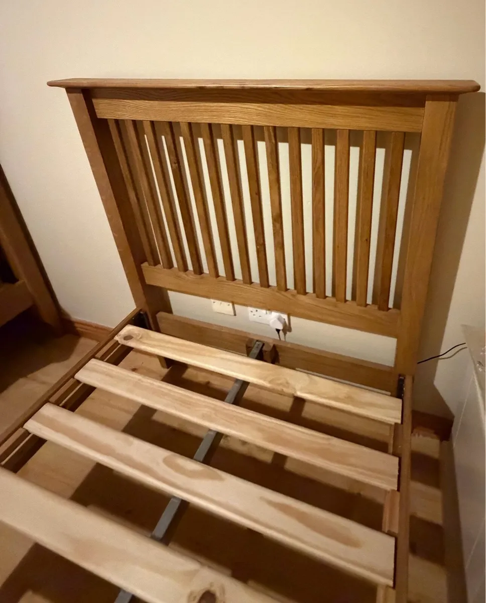 Milena Single oak bed frame x 2 beds - Image 1