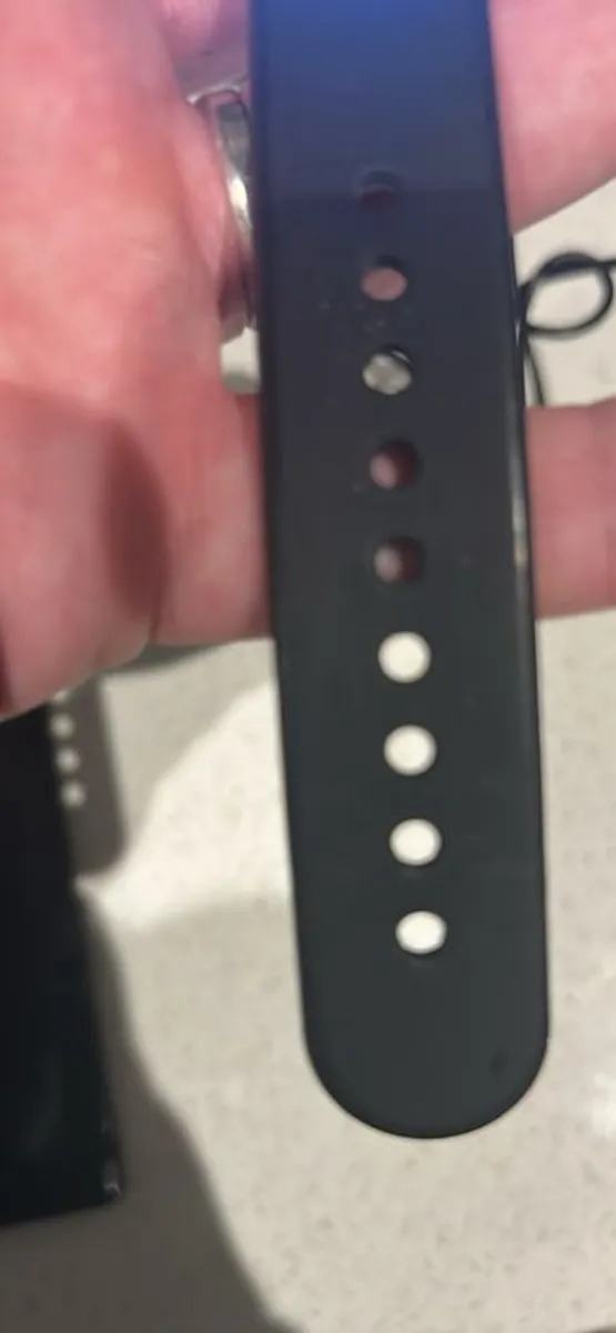 Bushnell golf watch - Image 2