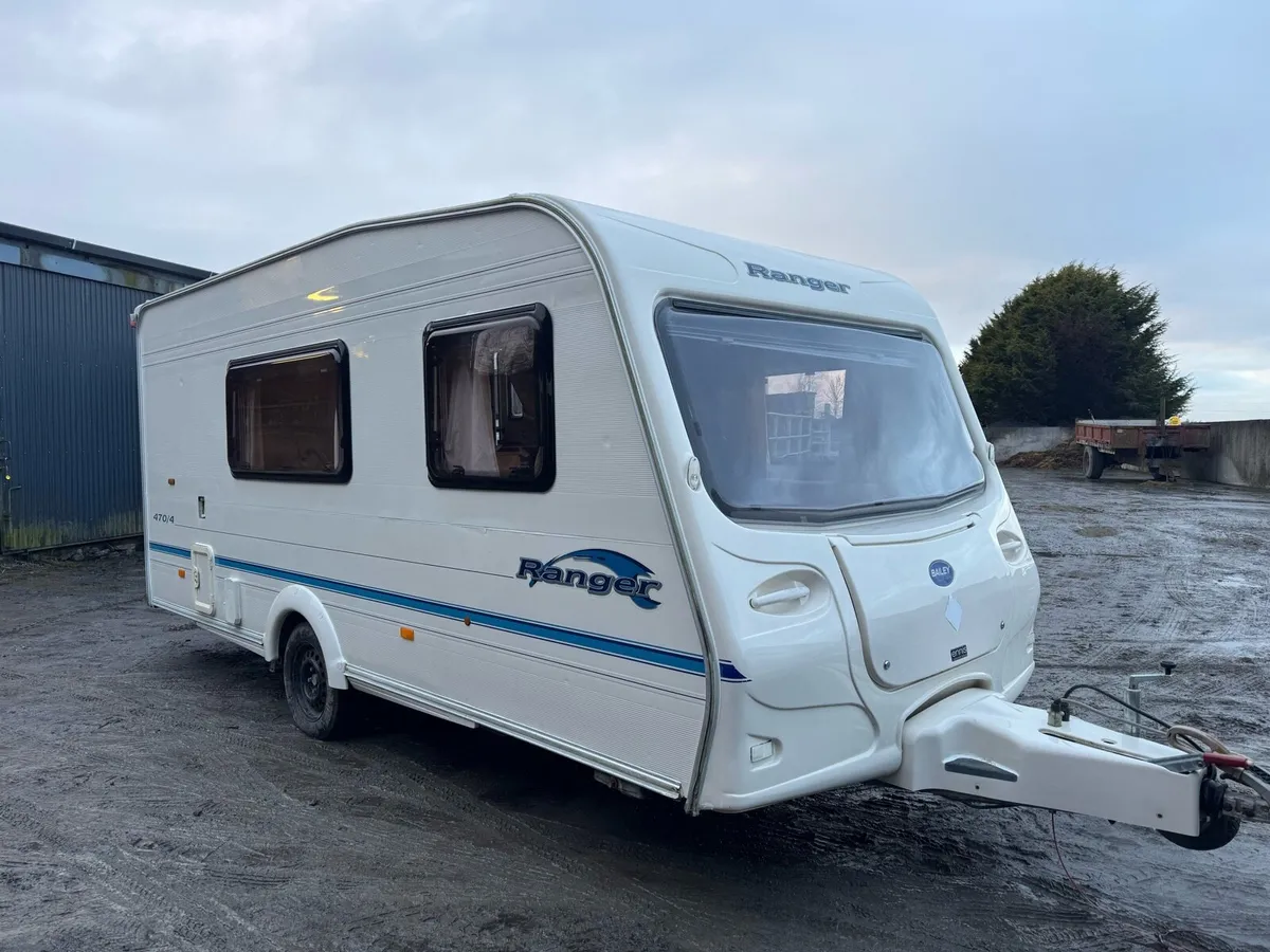 Caravan 2005 Ranger 470 4-5 beds - Image 1