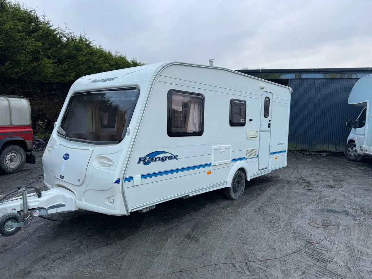 Caravan 2005 Ranger 470 4-5 beds - Image 2