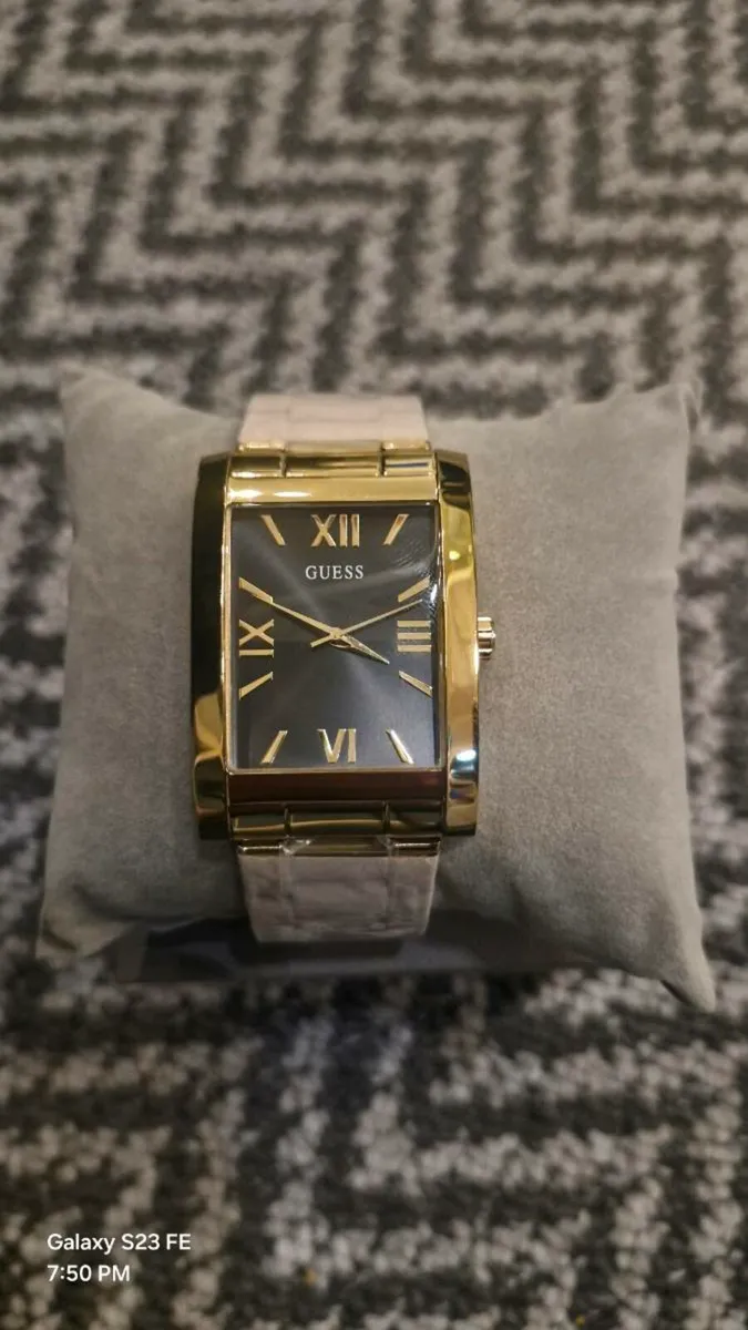 Mens Guess Clyde 34mm watch - Image 2