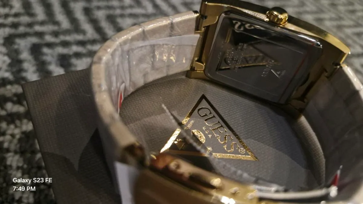 Mens Guess Clyde 34mm watch - Image 4