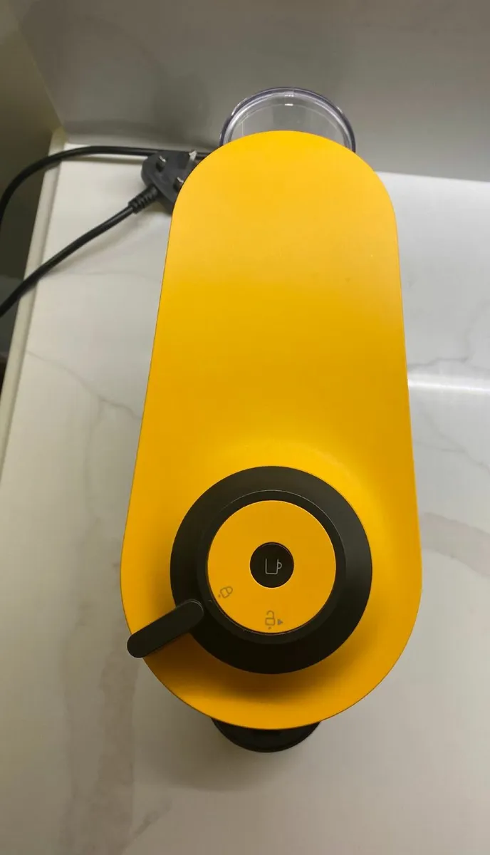 Magimix Nespresso Ventuo Pod Coffee Machine - Image 4