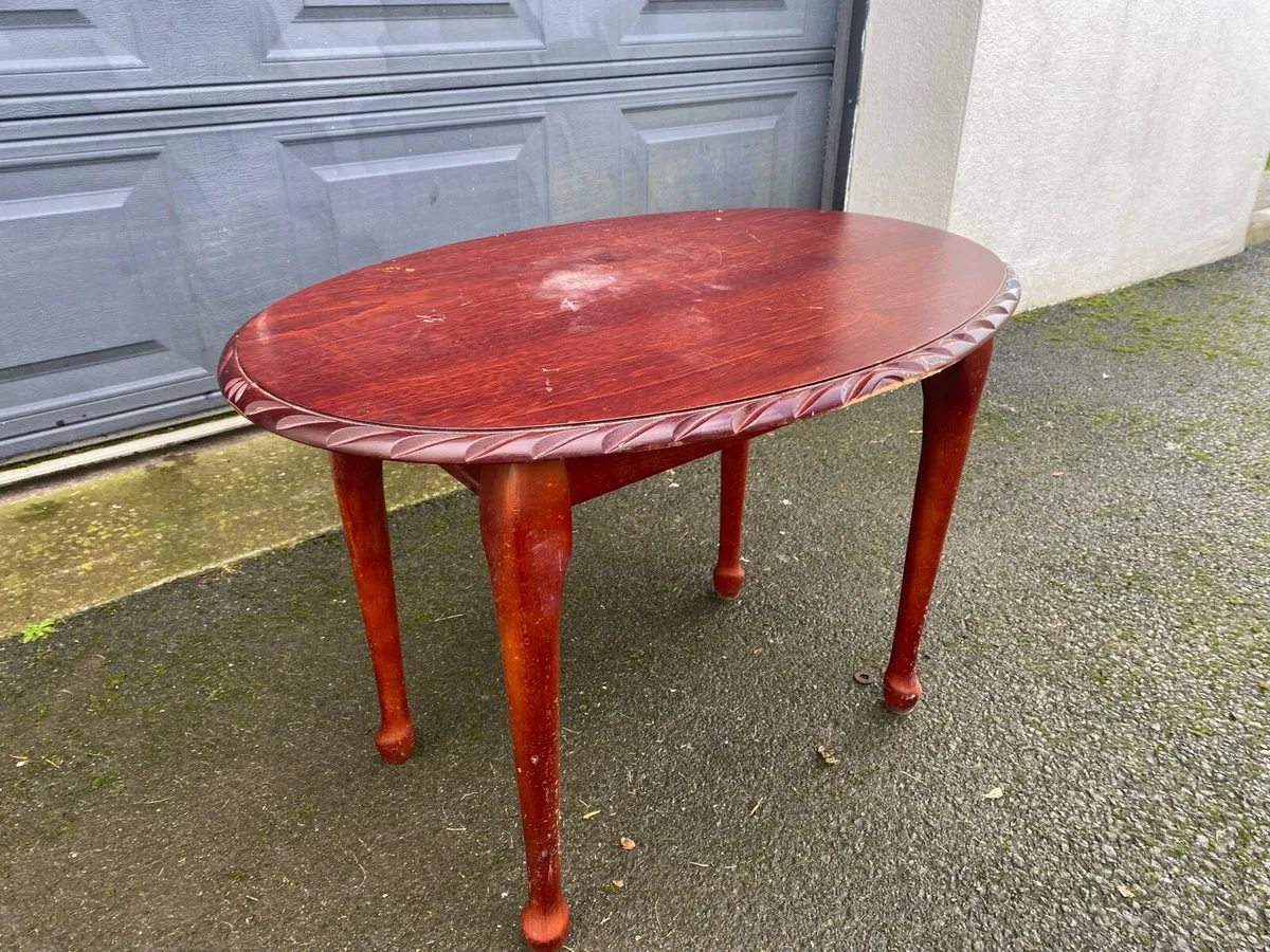 Mahogany small coffee table - Image 4