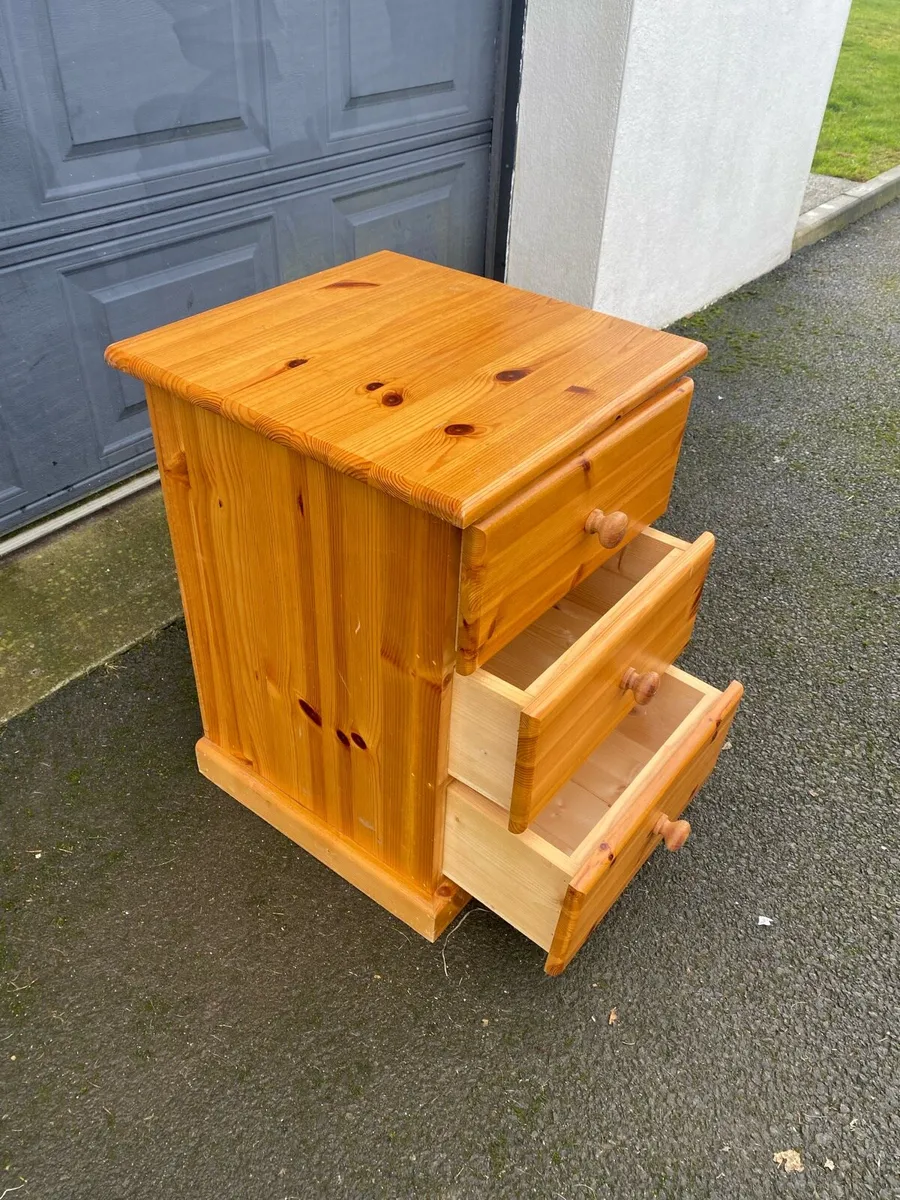 Pine locker - Image 3