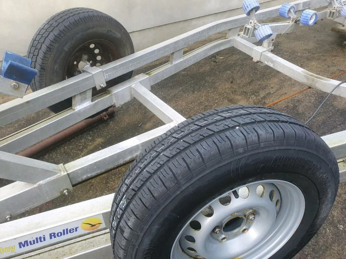 25ft boat trailer 3500kg - Image 4