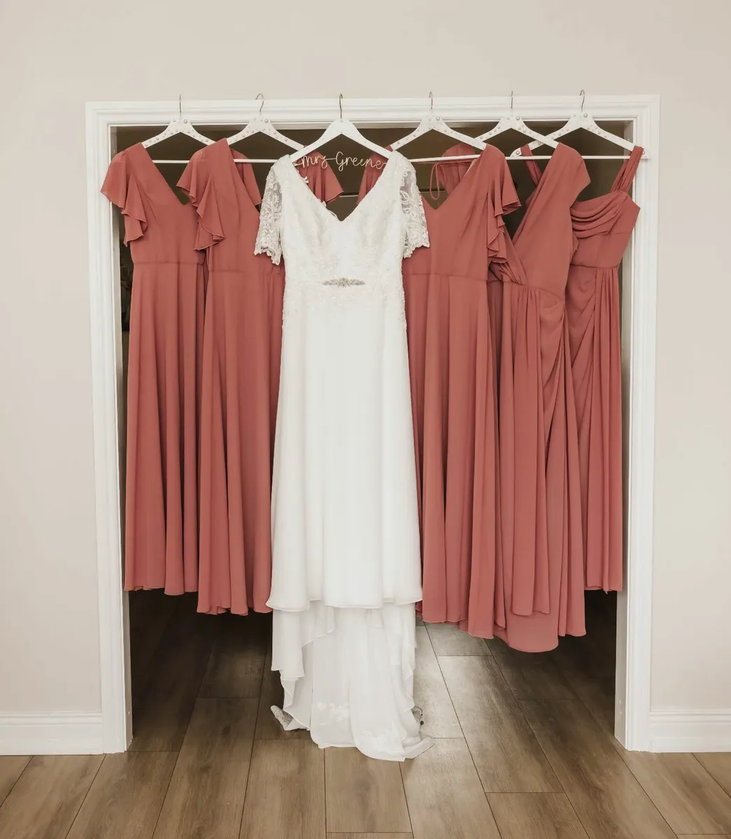 Wedding dress - Image 1