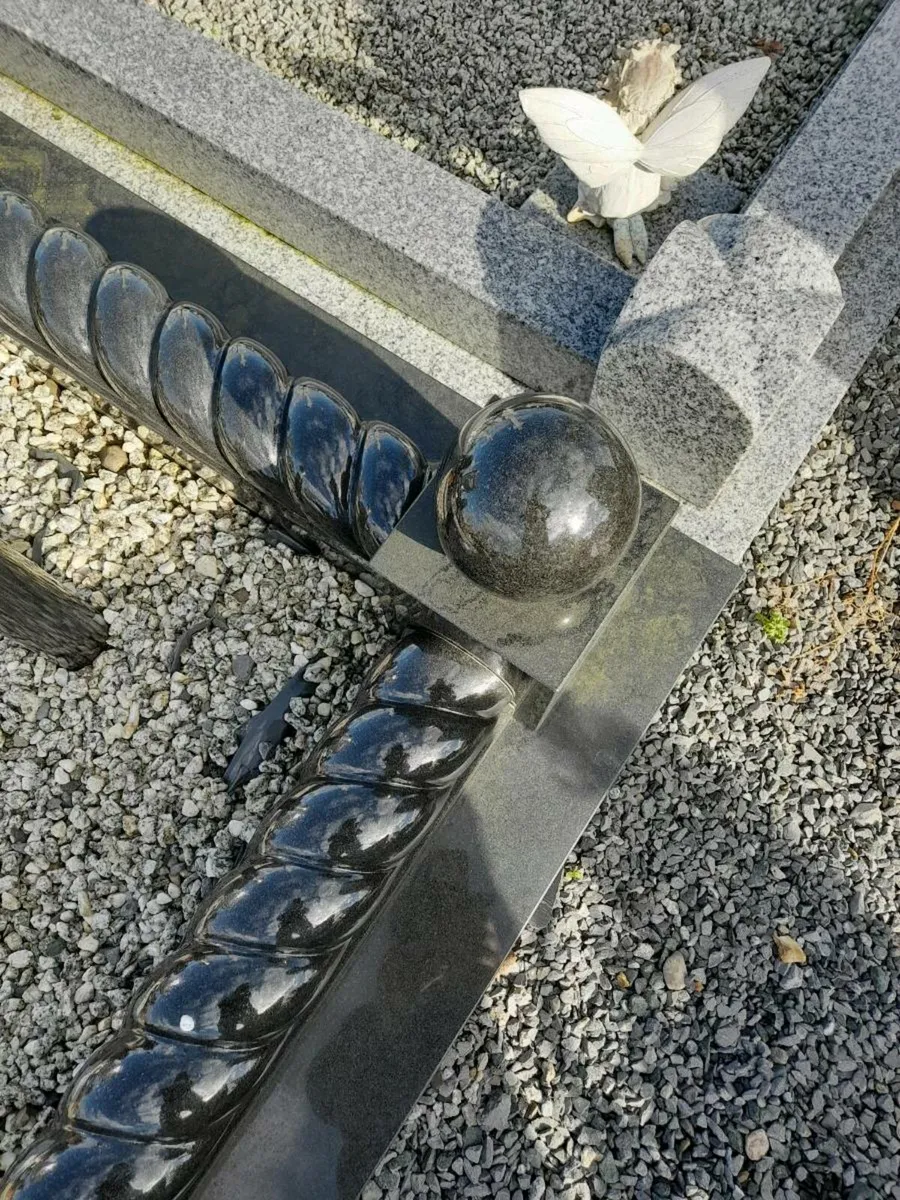 Headstone restoration services - Image 3