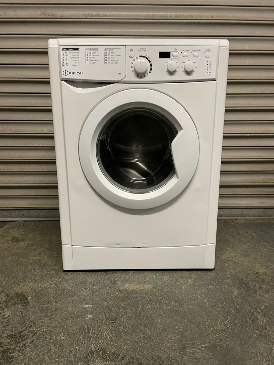 Indesit Washing Machine 7kg - Image 1