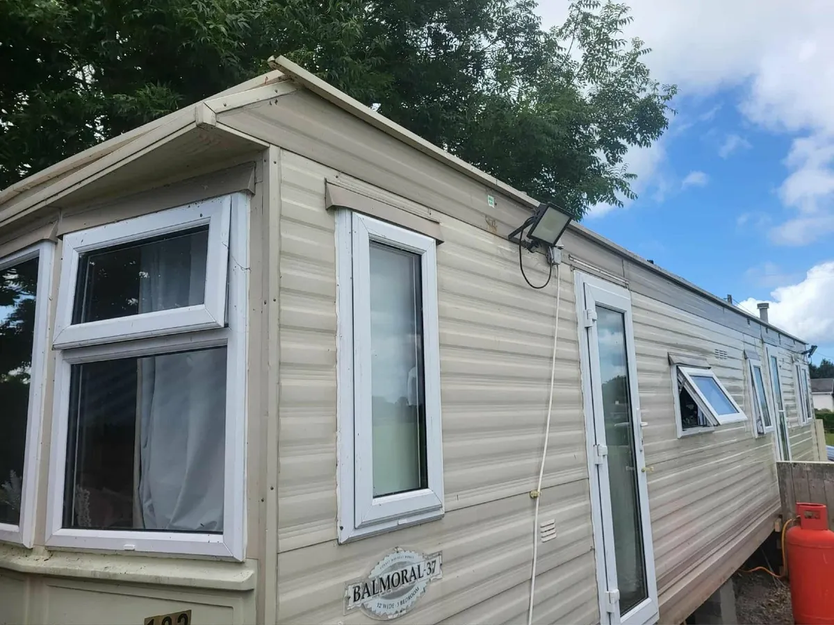 Mobile home - Image 1