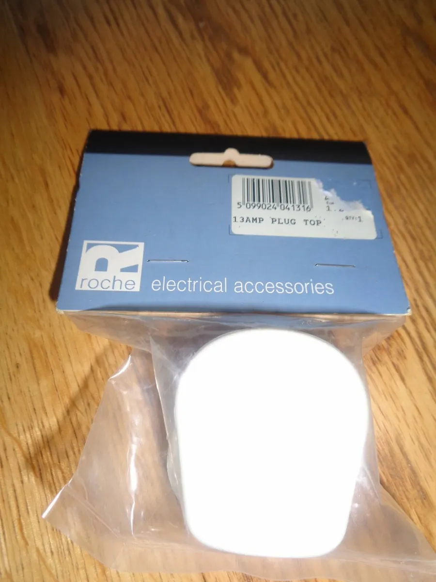 13 AMP Plug Top for Sale - Image 1