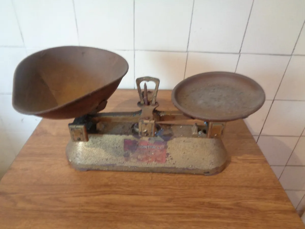 Vintage Brass FJ Thorton & Co. for Sale - Image 1