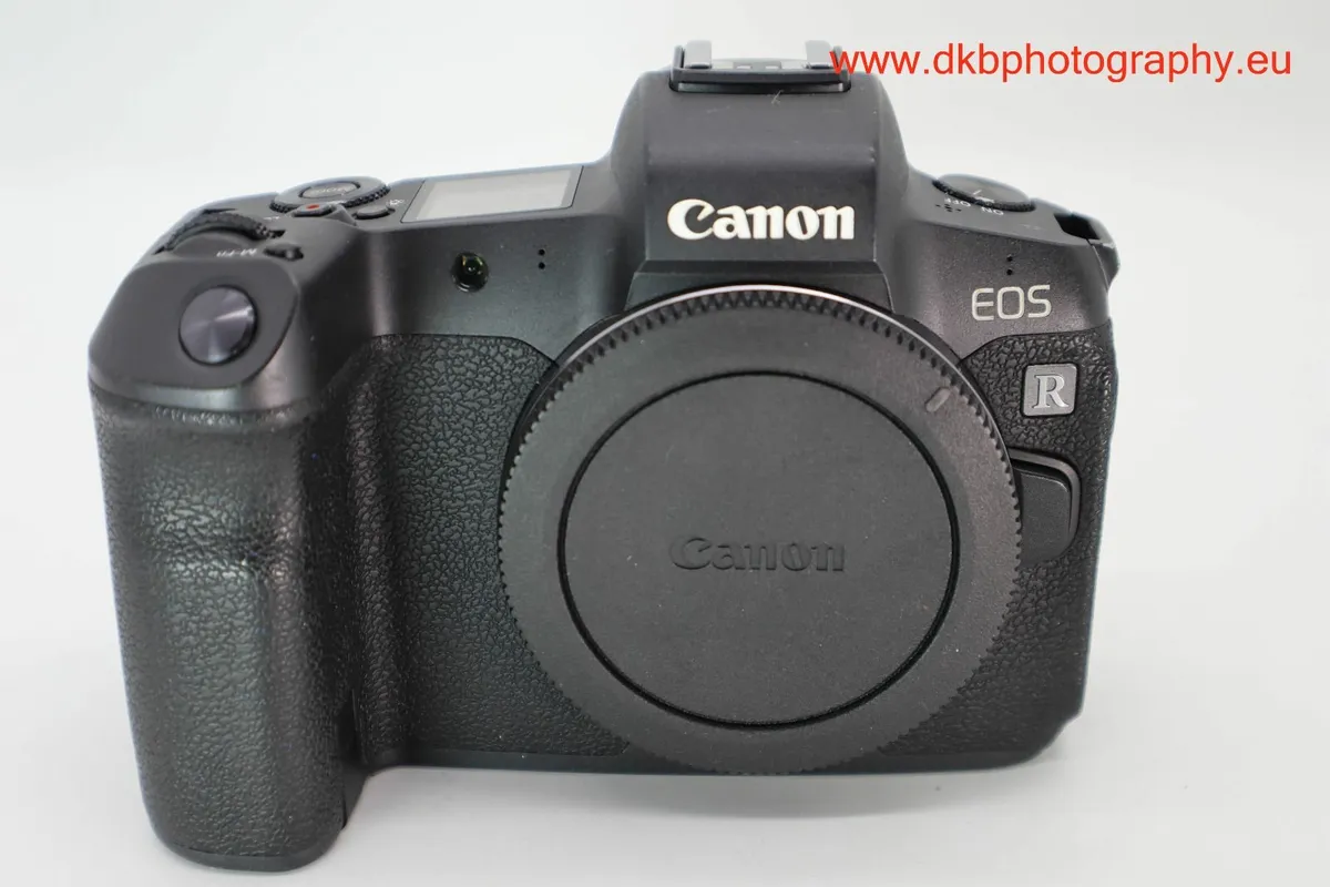 CANON EOS R MIRRORLESS CAMERA #0610 - Image 3