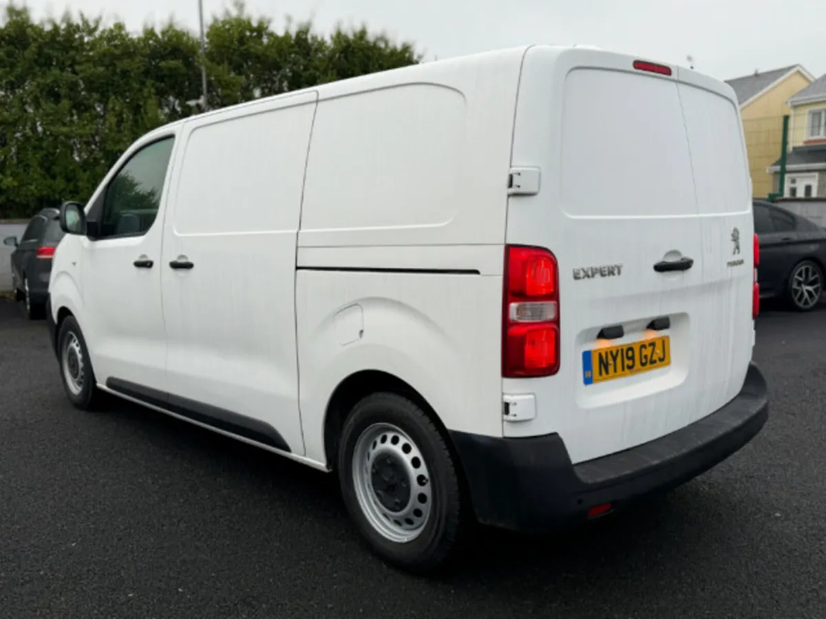 Peugeot Expert BLUE HDI PROFESSIONAL STANDARD - Image 3