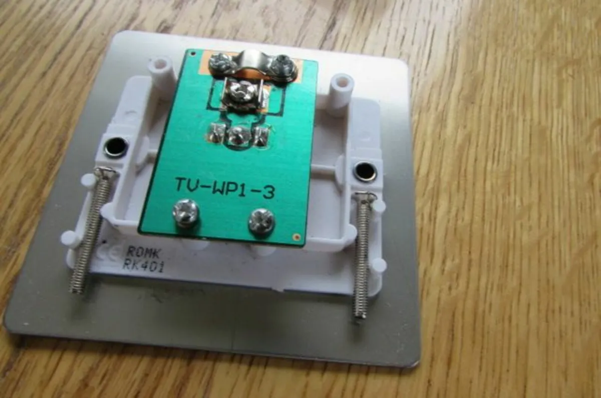 Chrome TV Single Socket x 2 for Sale - Image 2