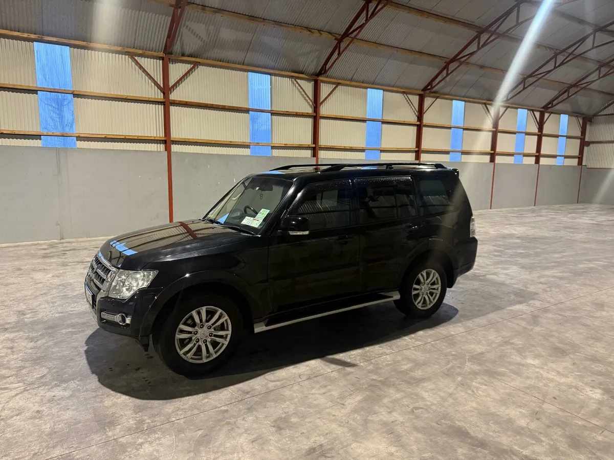 Mitsubishi pajero - Image 4