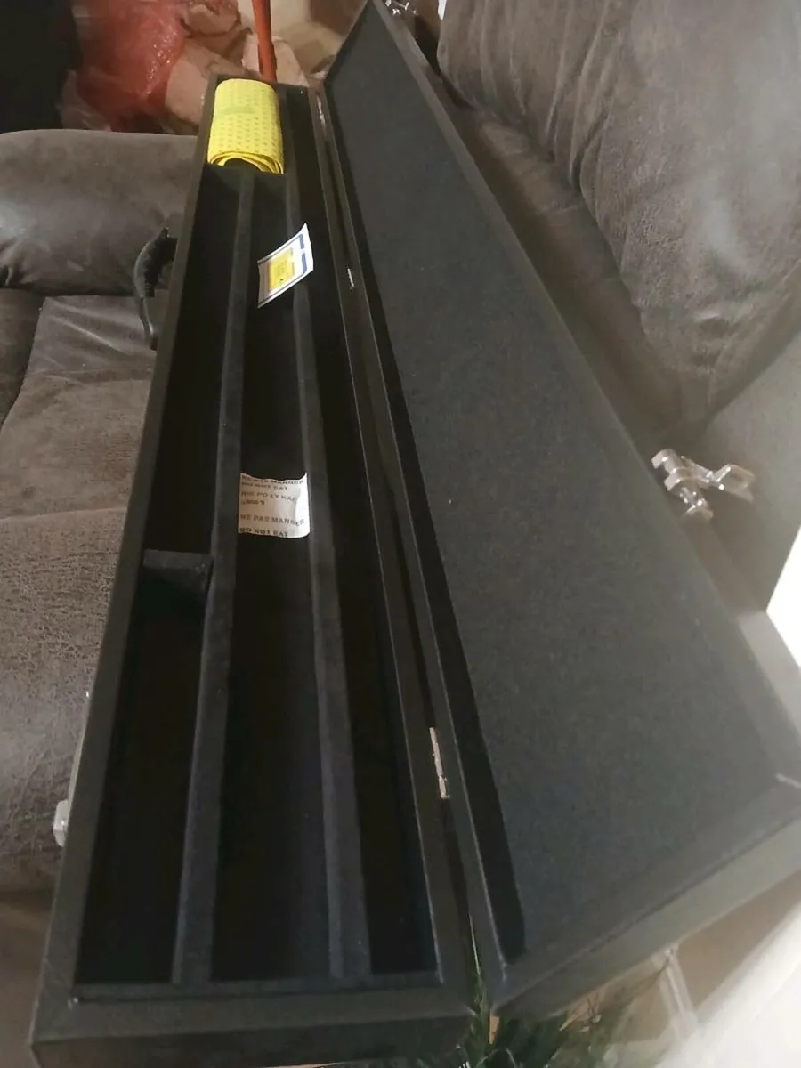 Hard Executive Snooker or pool Lockable  case - Image 2