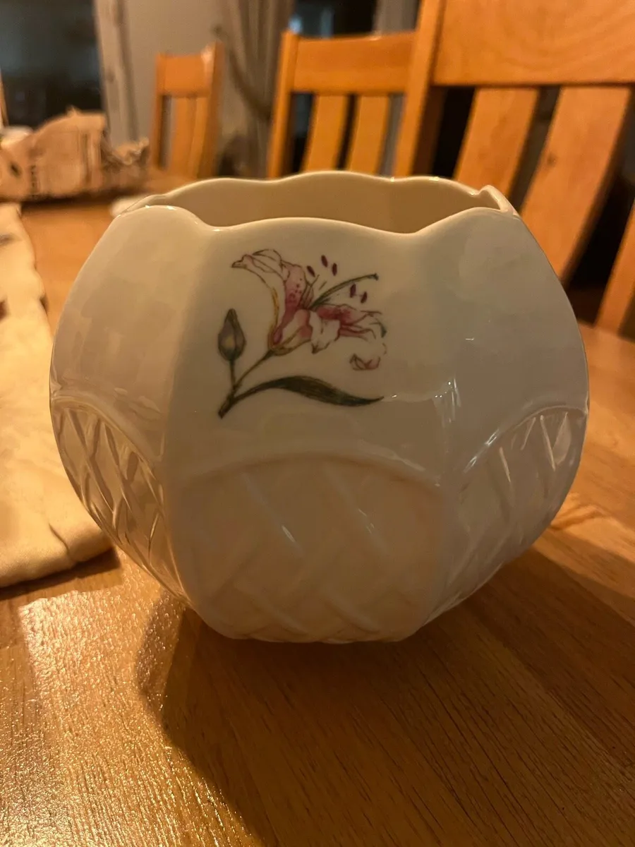 Beleek Vase - Image 1