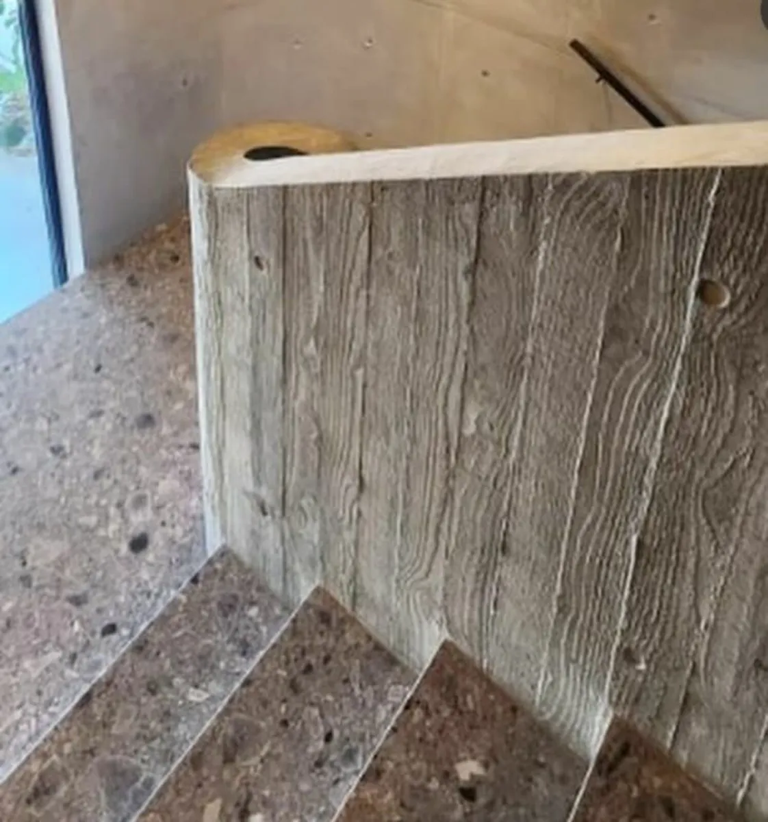 Concrete stairs and formwork