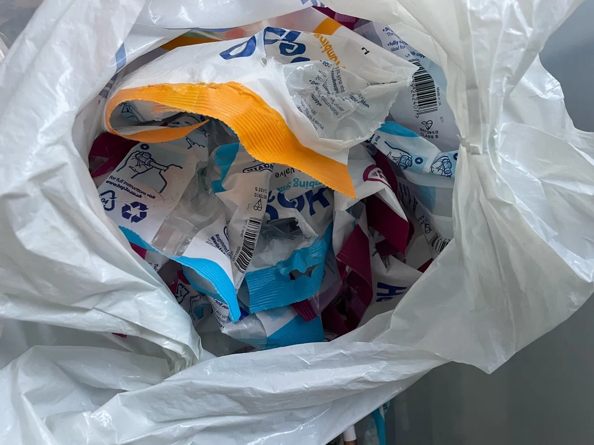 Garage Sale - many items - random selection - Image 4