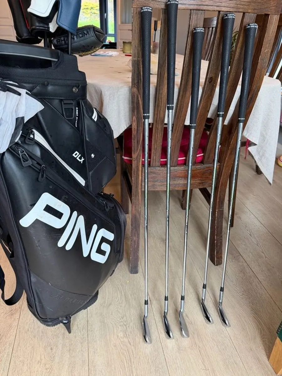 Ping G430 Irons Blue Dot - Image 1