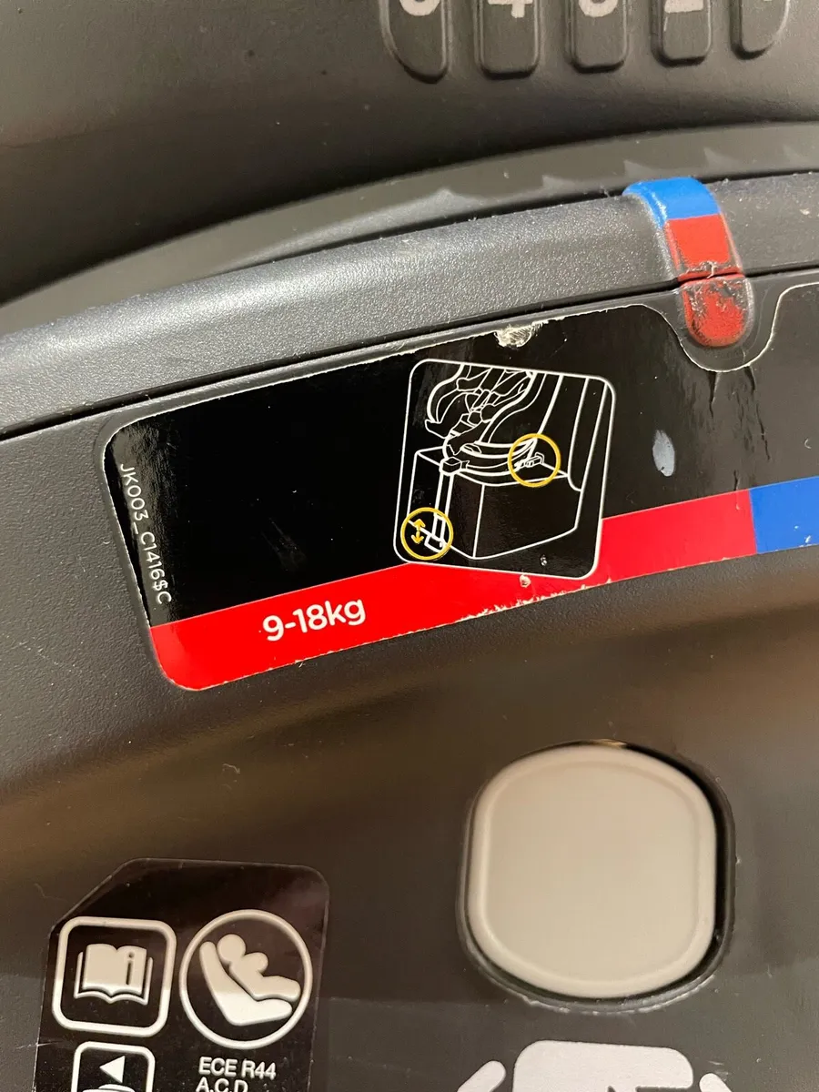 Child Car Seat - Image 2