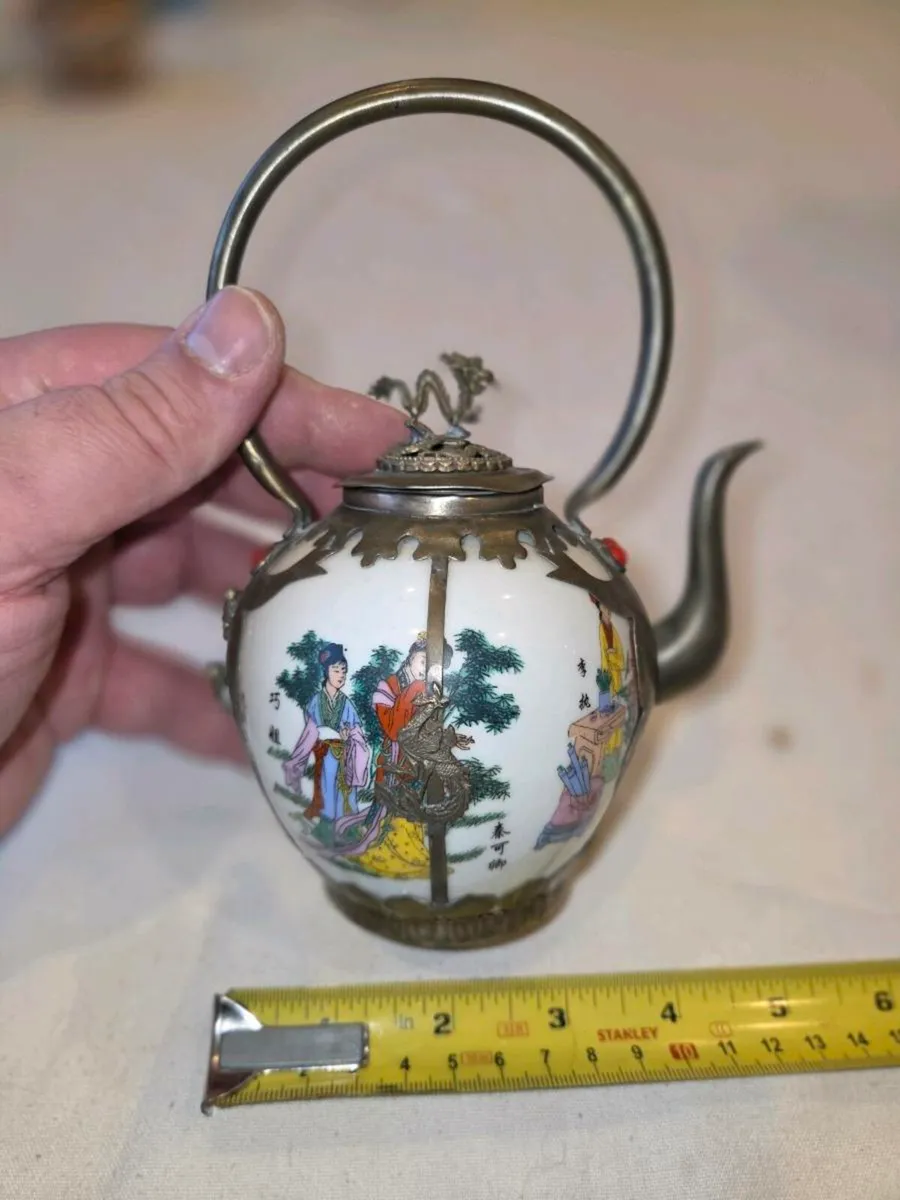 Antique Chinese Tea Pot - Image 2