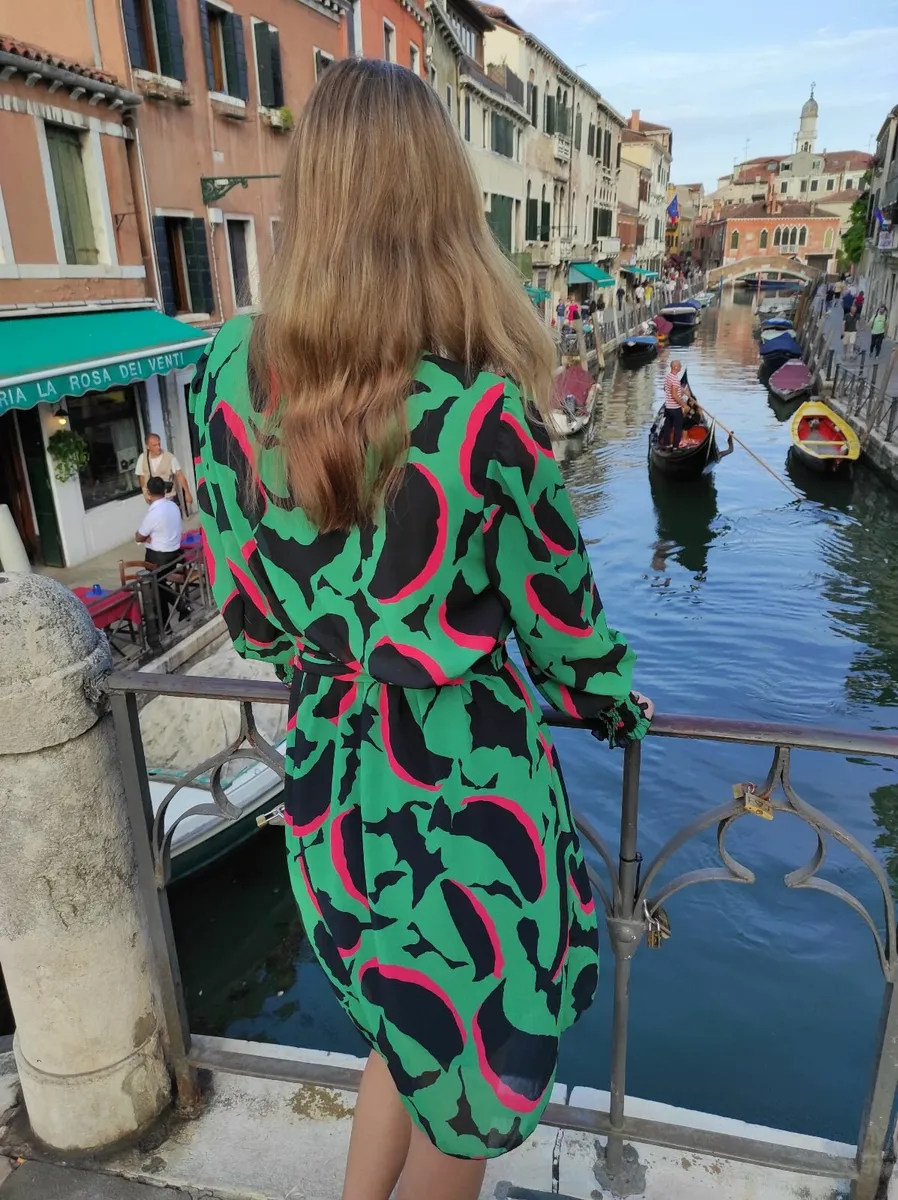 Stylish green dress - Image 1