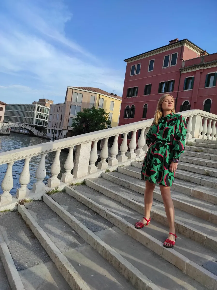 Stylish green dress - Image 4