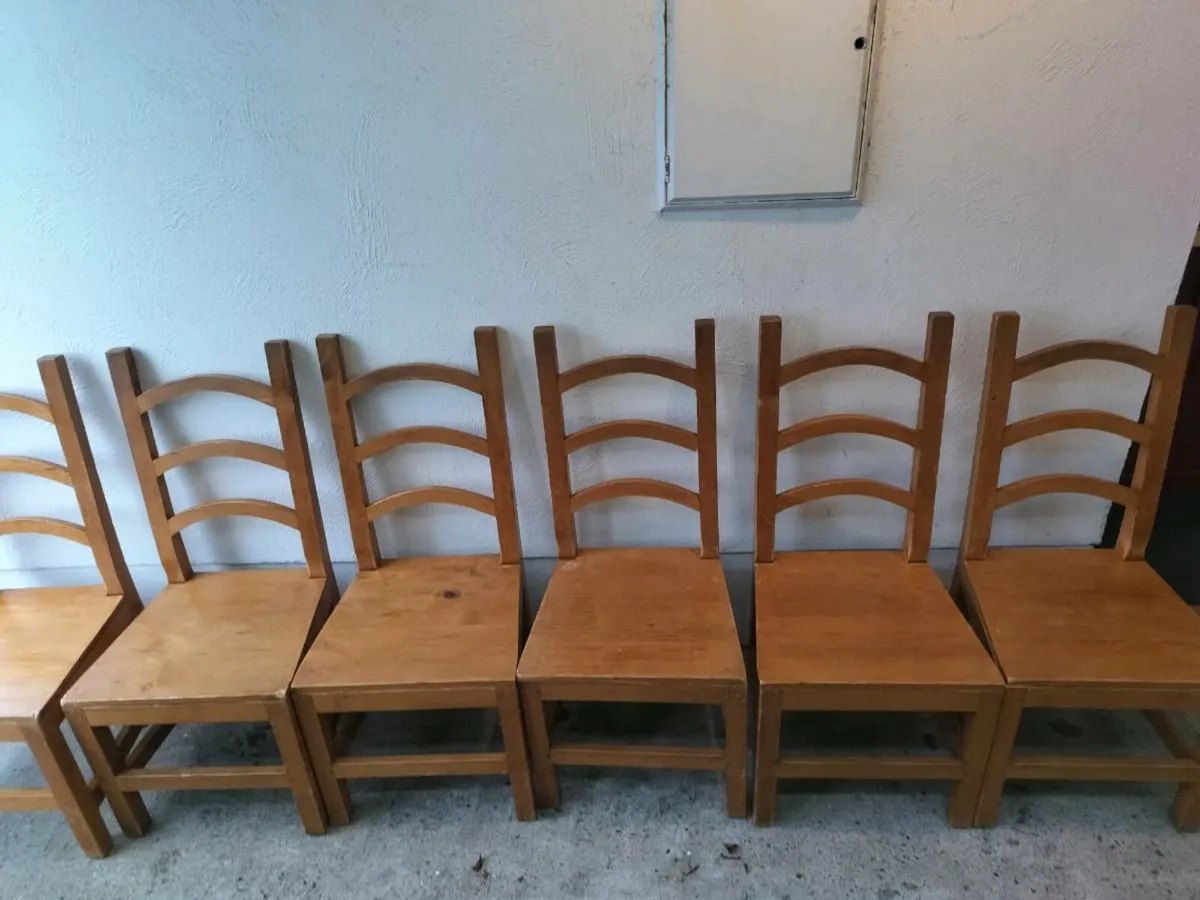 6 solid wood chairs - Image 1