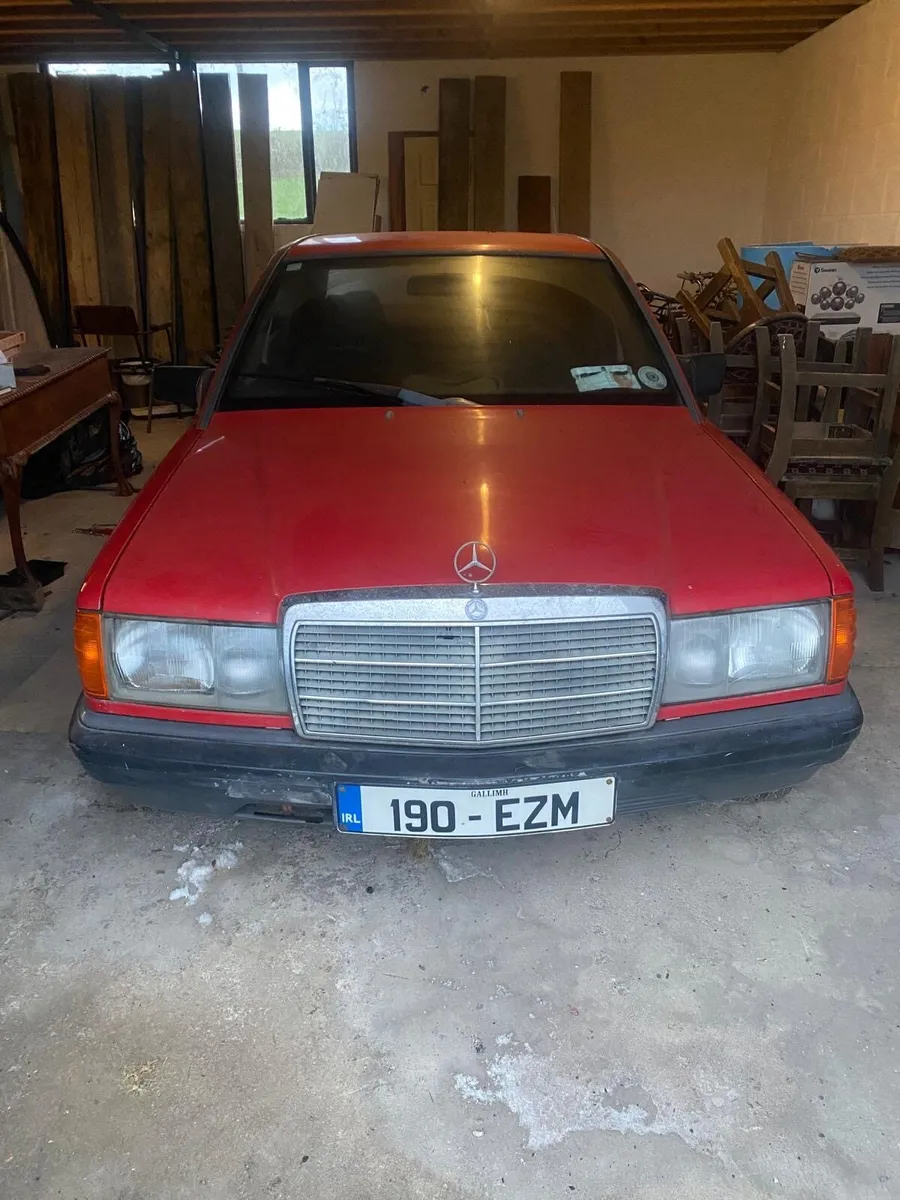 Mercedes Benz 190E - Image 1