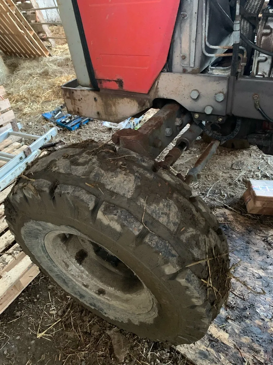 Massey tractor - Image 3