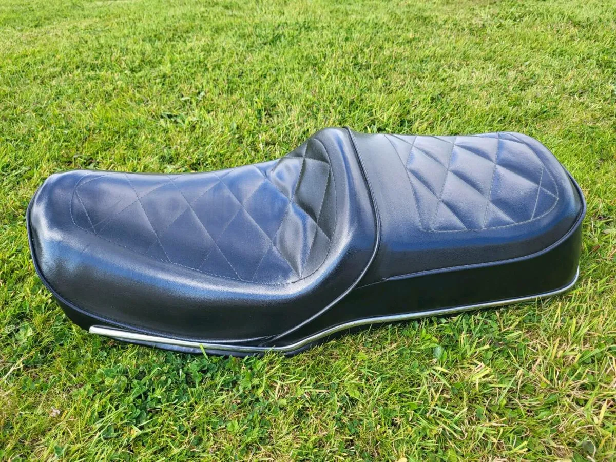 Motorcycle seat - Image 2
