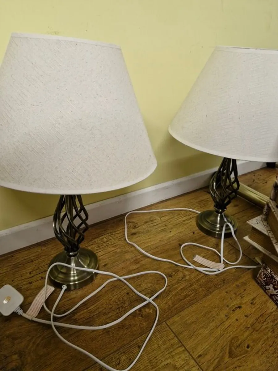 Lamps table and freestanding - Image 2