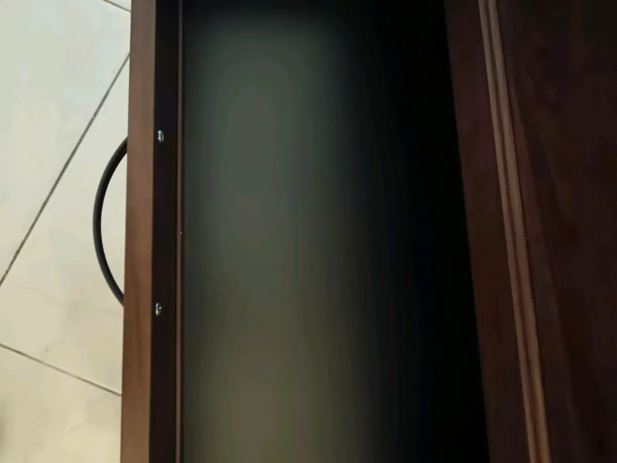 Chest of drawers - Image 2