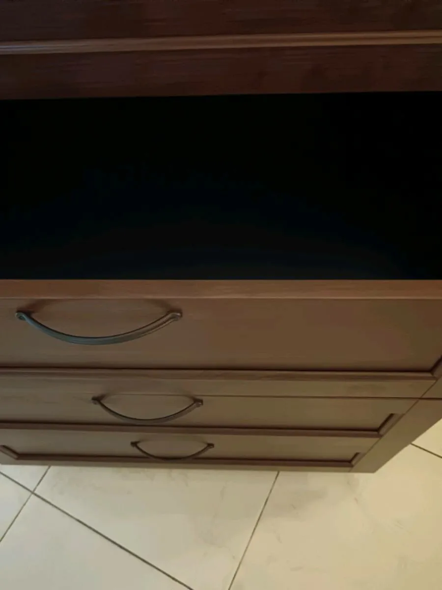 Chest of drawers - Image 3