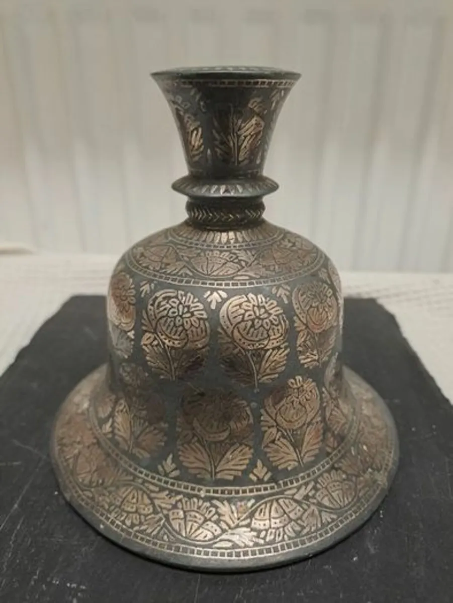 Indian Bidriware Style candle holder - Image 3