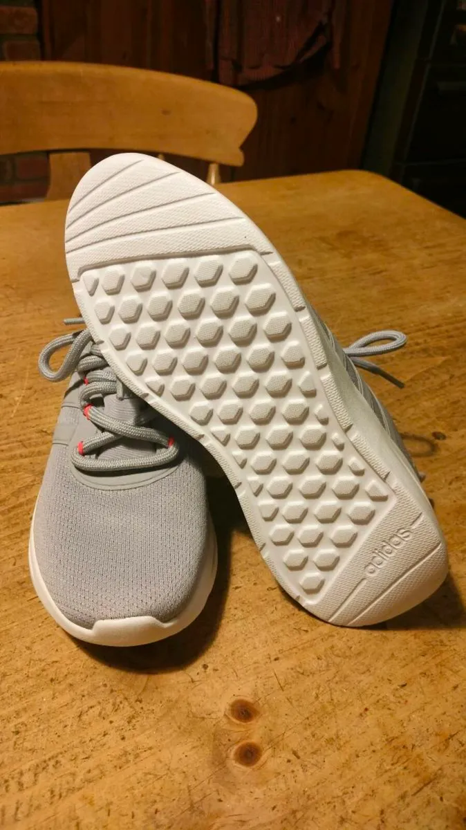 Adidas grey Arthilite Runners only worn a few time - Image 3