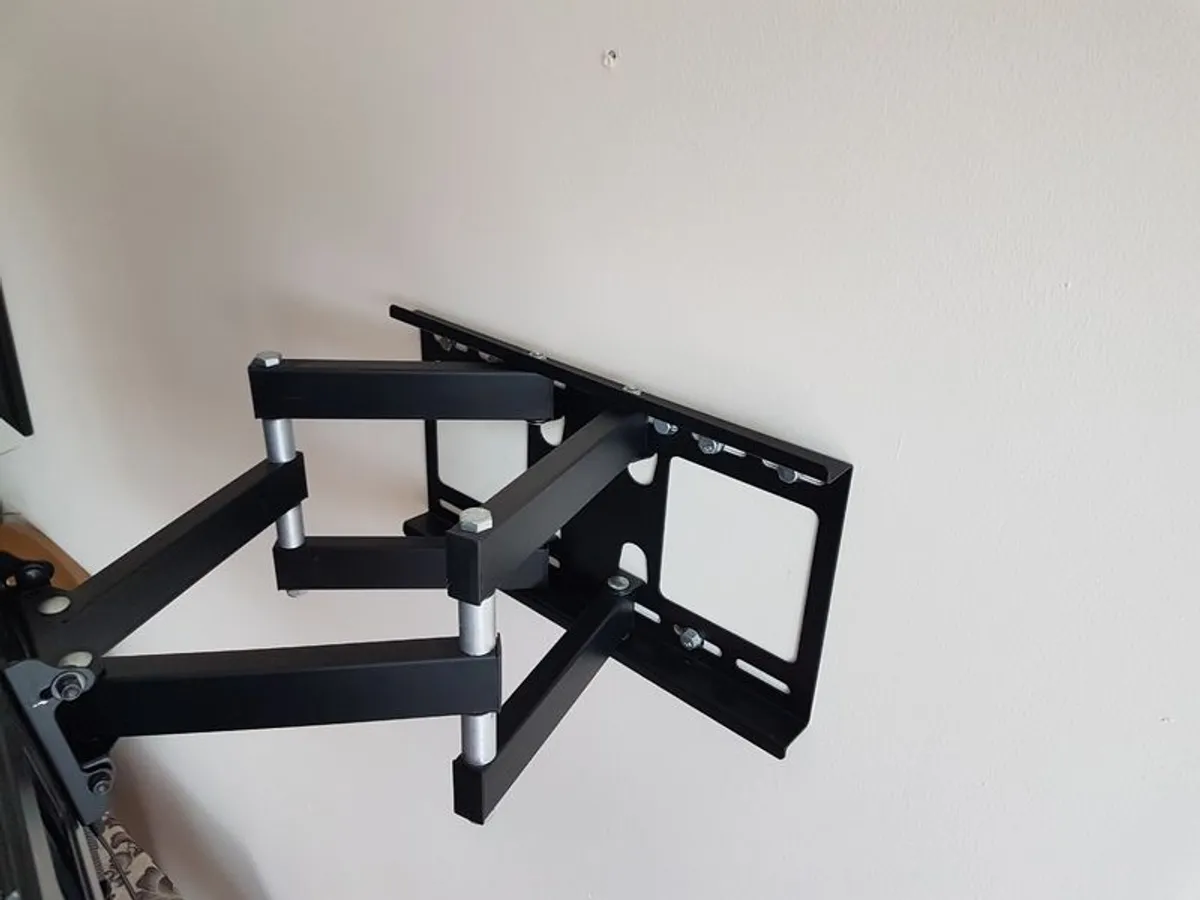Heavy Duty TV Wall Bracket swivel with two arms for TV 23-55 inches - Sturdy Powerful TV Wall Bracket - Image 4