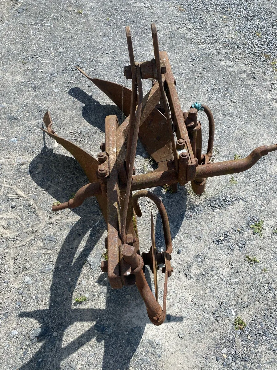 Vintage machinery - Image 3