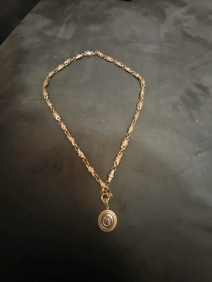 Gold chain - Image 2