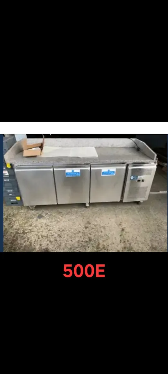 / Pizza Prep Area/Stainless steel Tables/Sinks - Image 1