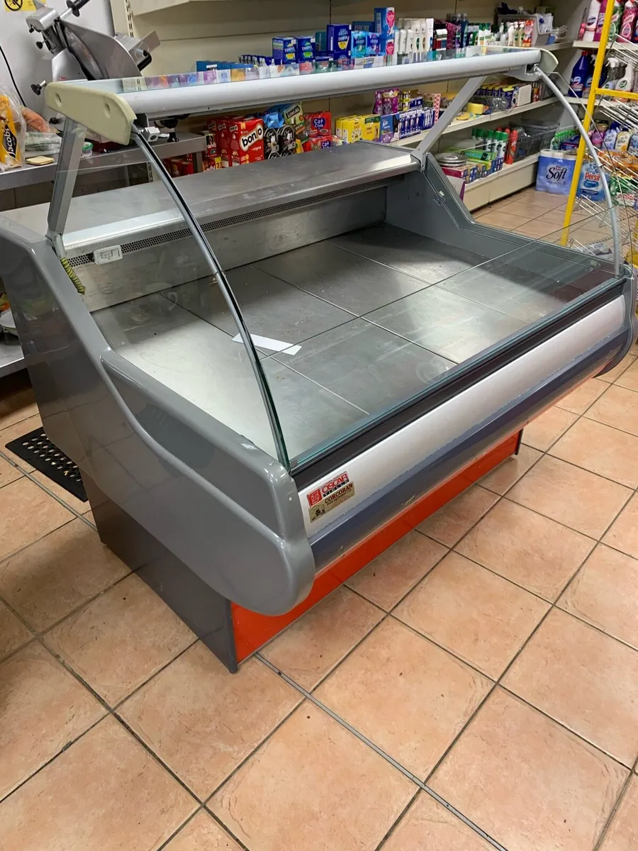 Deli display fridge - Image 1