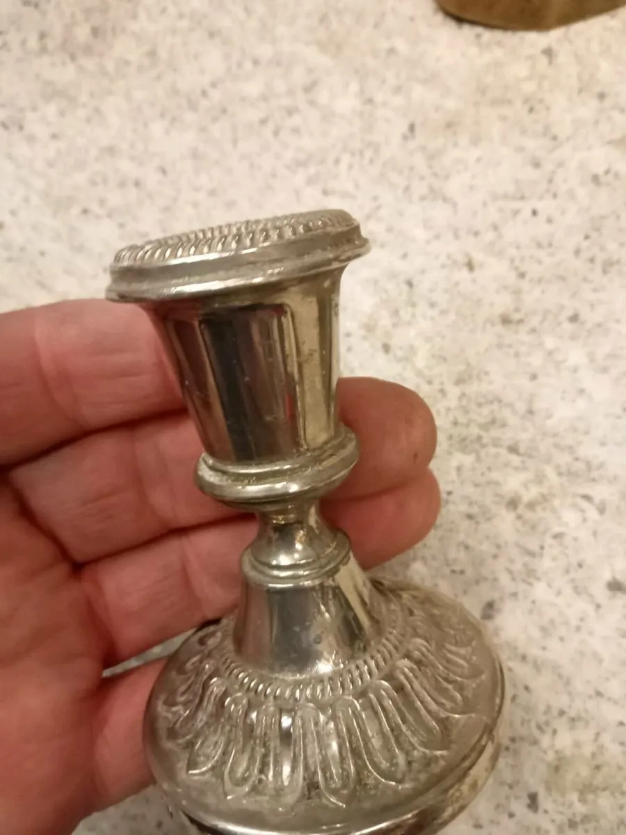 Old brass candle holders - Image 3