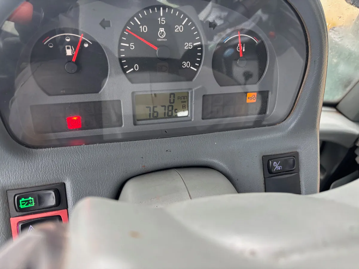 2016 Valtra N143 HiTech *New Tyres* - Image 2