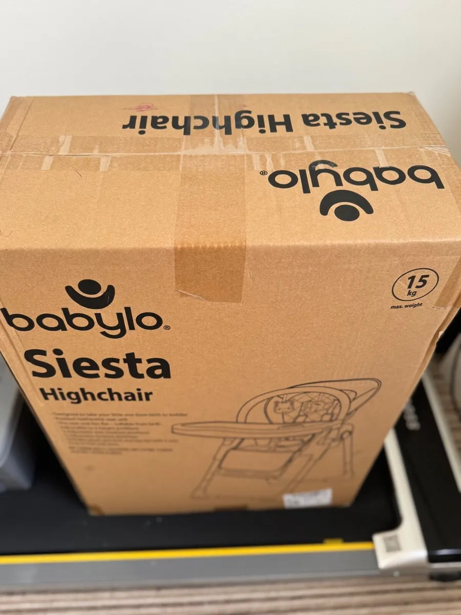 Baby high chair - Image 2