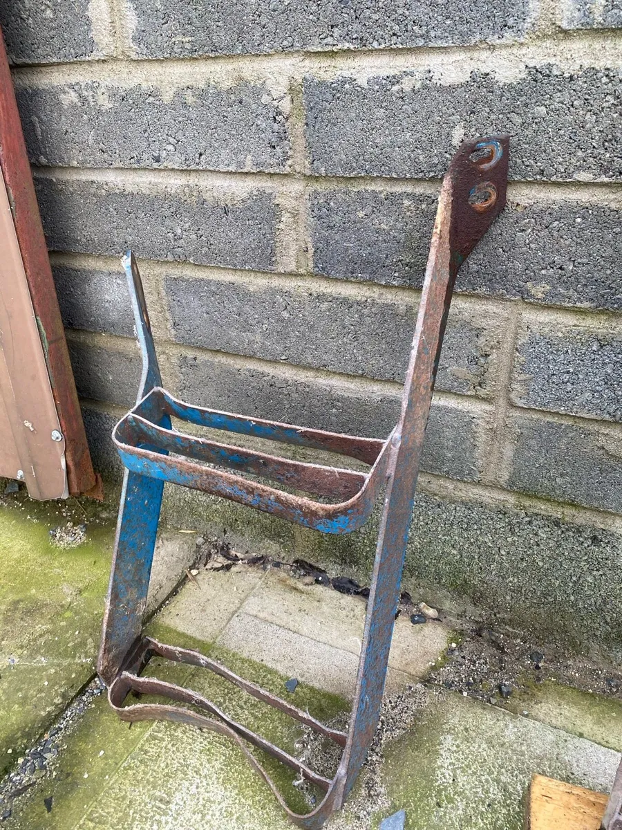 Ford Q Cab Steps - Image 1