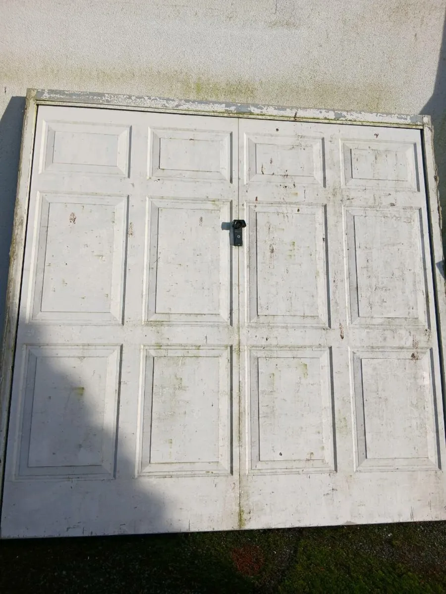 Garage Door for Sale - Image 1