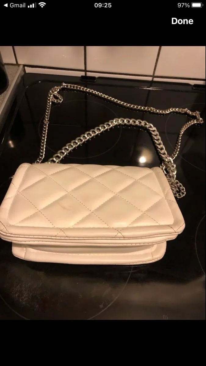 Ladies new bag €5 - Image 1